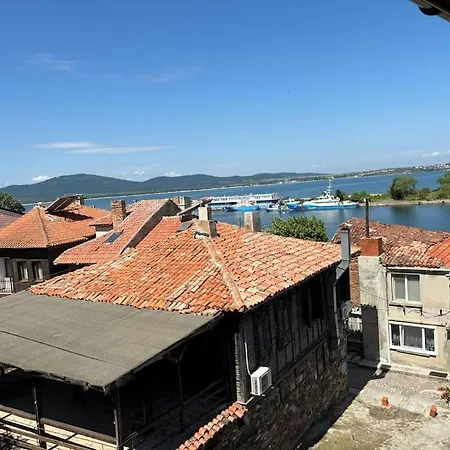 Cozy One-bedroom In Old Town 1 * Sozopol